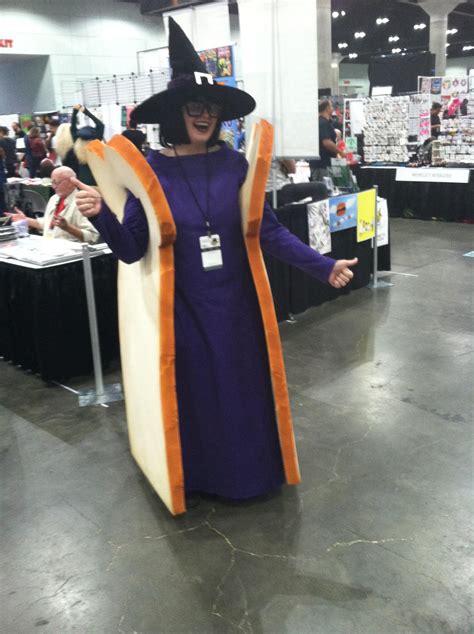 sand witch costume